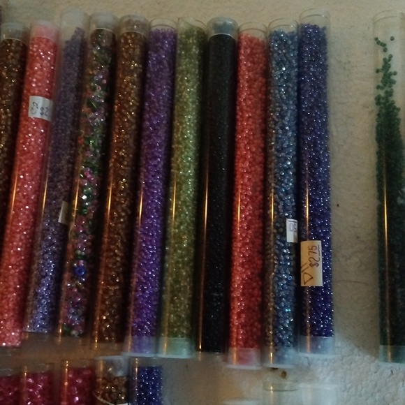 Assorted Beads - Picture 3 of 4